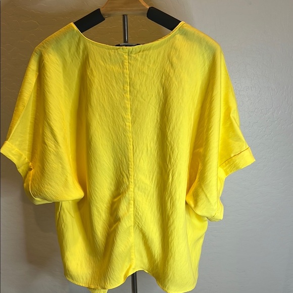 Marc New York Yellow Tie Front Blouse with Cuffed Sleeves - Picture 7 of 8